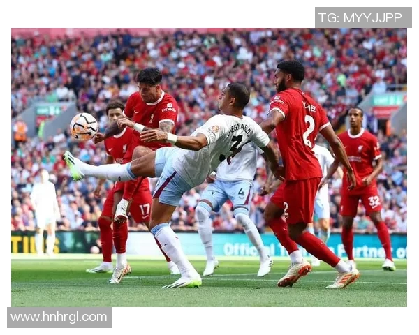 克鲁队迎战阿斯顿维拉球队期待精彩对决展现足球魅力与激情 克鲁队迎战阿斯顿维拉球队期待精彩对决展现足球魅力与激情